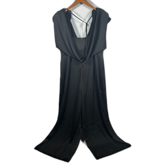 ASOS LUXE Curve Black Satin Plunge Wide Leg Jumpsuit NWT Size 16 Boutonnière - Picture 6 of 15